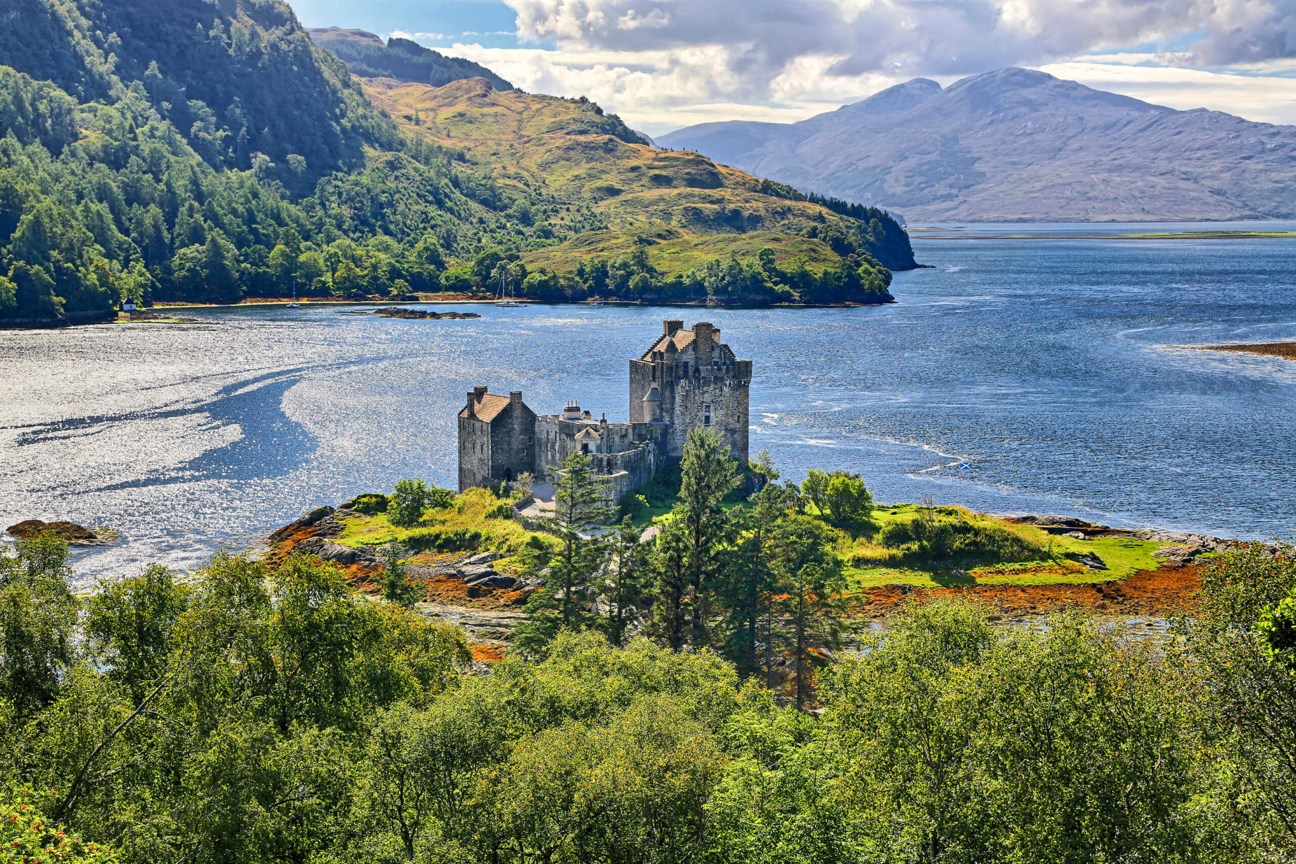 Medieval,Fortress,Eilean,Donan,Castle,(western,Highlands,,Scotland)